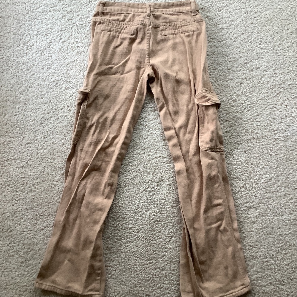 low-rise Cargo khaki pants